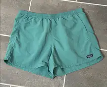 Patagonia 4.5” Baggie Shorts size Large