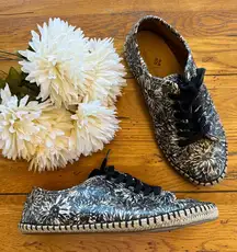 Patricia Nash Emiliana Leather Sunflower Shoe Size 8.5