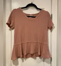 Paper Crane Size S Pink Waffle Knit V Neck Short Sleeve Ruffle Hem Peplum Top