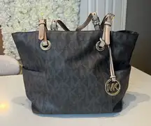 Michael Kors classic monogrammed purse tote shoulder bag