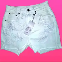 White Denim shorts Floral Embroidered Western Country Cowgirl 26 Waist NEW‎