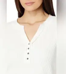 Gloria Vanderbilt Cream Textured Top