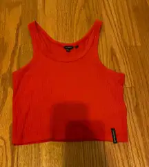 red cropped tank