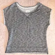 Outfitters top in size L