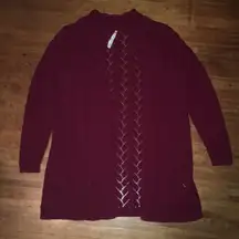 Leo and Nicole bike read L long sweater