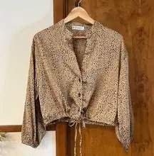 JON & ANNA CONTEMPORARY Cheetah Print Long Sleeve Cropped Blouse Gold Women's M