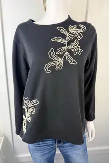 Beautiful Women’s Top Size L