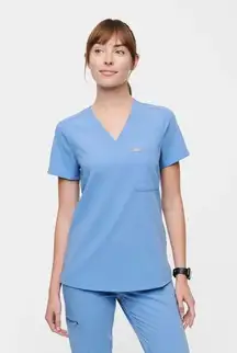 FIGS Catarina One-Pocket Scrub Top