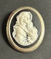 3 D Madonna & Child Cameo Brooch in Black and Cream