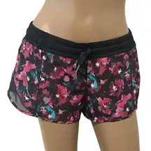 Lululemon  10 Midnight Bloom medium floral print active shorts SH 9023