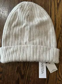 Aritzia NWT Main Character Snowflake Milk Beige Cream Beanie Winter Cozy Snow