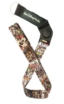 Walt Disney World Printed Lanyard Goofy Mickey Collage Measures 24” Keys Work