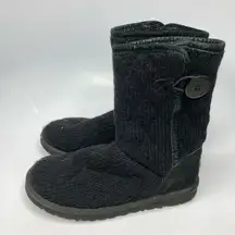 UGG black quilted knit boots‎ size 5
