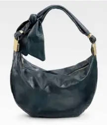 Black badgley Mishka leather boho bow bag purse y2k 
Casual fall classic $400