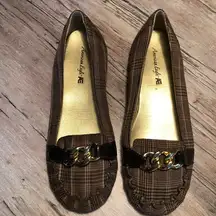 American Eagle Slip On Flats Size 10