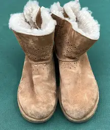 UGG Boots Womens Dae Sunshine Bailey Bow Ankle High Fur Brown size 6