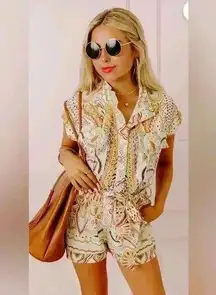 NWT Stile_Perlei linen/cotton blend, cream paisley patterned romper; size S