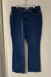 Classic Bootcut Jeans