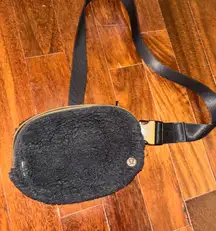 Lululemon Belt Bag Fleece