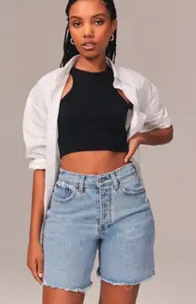 Abercrombie and Fitch Curve Love 7 inch Dad short high-rise denim shorts☀️
