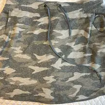 camo print skirt, large