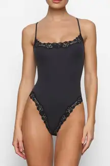 NWT Skims Fits Everybody Lace Cami Bodysuit