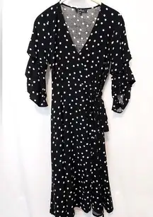 LULU’S BLACK AND WHITE POLK DOT TIERED RUFFLE 3/4 SLEEVE MIDI TIE WRAP DRESS