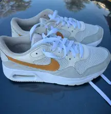 Nike Women’s Shoes Air Max Running SC size 7