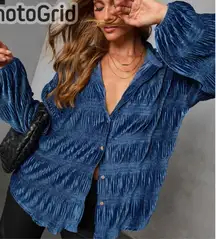 Vici Women’s XSmall Bette Textured Velvet Button Down Top Blue Ruched Stretch