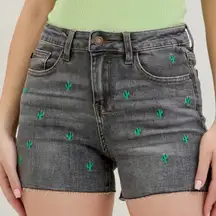 Judy Blue Cactus Embroidery Grey Denim Jean Cut off shorts Raw Frayed Hem Slit Mid High Rise #boho #western #cottagecore #goth #hippie Sz XL Measurement in pics