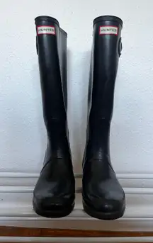 Tall Gloss Boots