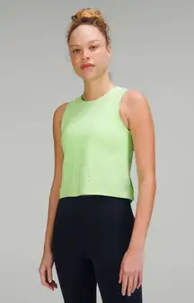 Lululemon Swift Ventilated Running Tank Top in Scream Green Light Size 2