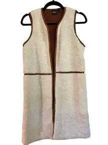 Rafaella nwt Sherpa faux fur front vest size m