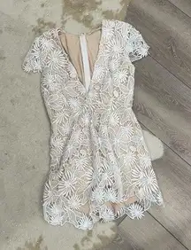 American threads white lace overlay v neck romper