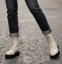 AEROSOLES Women's Cream Lace-Up Boots Size 11