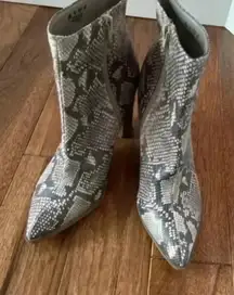 Carlos Santana Grey snakeskin Tibbie ankle boots