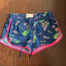 (S) like new athletic runner/swim shorts