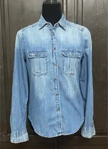 Express Rugged Denim button down blouse - Size XS. ***Refer to measurements. Great as is or wear as a jacket. Gently warn and excellent condition in it’s original rugged wear with rough patches- refer to pictures. Measurements: armpit to armpit: 20” x 21” long. None smoking home. Priced to sell at as is condition. Don’t like my price, make reasonable offer.