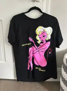 Nessa Barrett t-shirt  