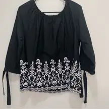 Time and Tru Black Floral Top Size Medium​