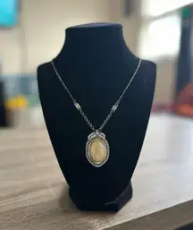 Pendant Necklace 