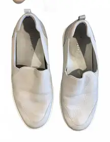 Vionic Women's White Slip-On Shoes Size 8.5