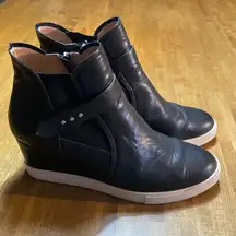 L. Paolo wedge sneakers 10M