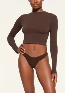 NWOT Skims New Vintage Cropped Long Sleeve T-Shirt in Cocoa