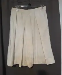 Madison Off White High Waist Shorts, Pleated Front, Women's Medium Preppy Shorts