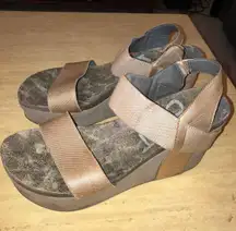 Vintage  Wedge Sandal