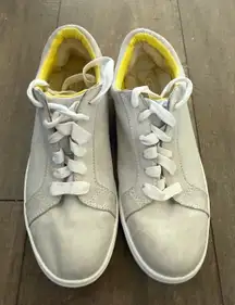 UGG Suede Leather Sneakers Casual‎ Lace Up Comfort Shoes Women's Size 8