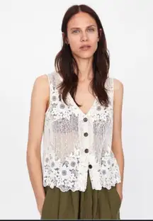 ZARA Linen Cream Lace Button Front Vest Top Medium