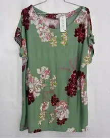 Jon & Anna contemporary 3X floral top short sleeve