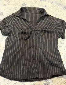 SHEIN Women's M Black Striped Short Sleeve Button-Up Shirt Casual